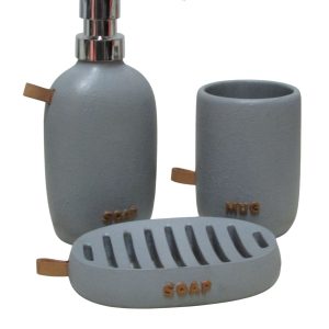 JGO. BAÑO x3 GRIS C/ CUERO – POLYRESINA